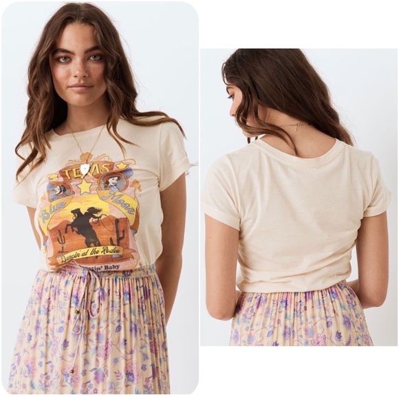 EUC Spell & the Gypsy Collective Sand Texan Blue Moon Organic Girlfriend Tee - Picture 1 of 10